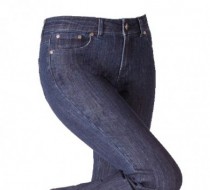 The ‘Ruby’ Jean Slim Leg in our Curvy Denim